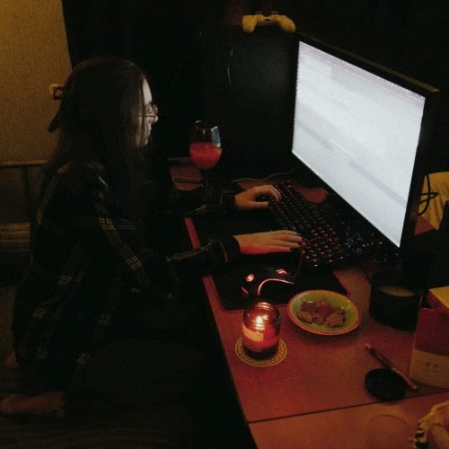 Why Every Gaming Room Needs a Signature Candle From Brand